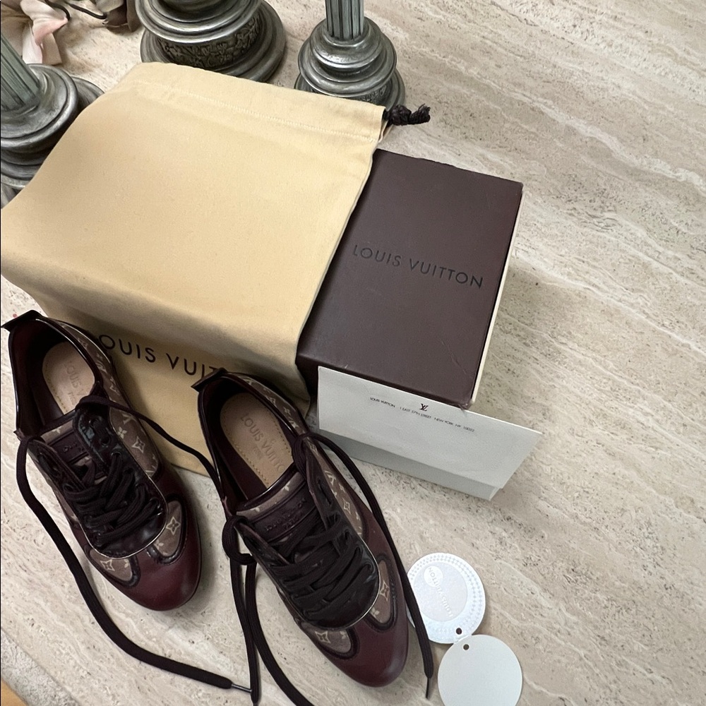 Louis Vuitton Sneakers Women Sz 5.0 - Picture 13 of 16